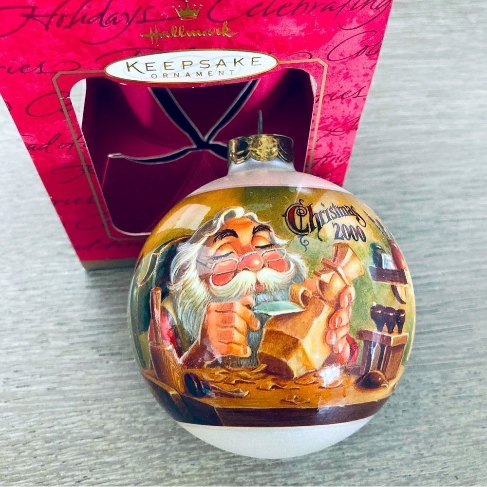 Hallmark Vintage Santa Warmed by Candleglow Christmas 2000 Ornament